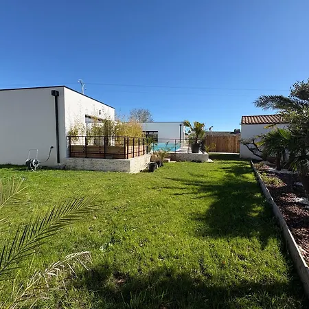 Magnifique Familiale De 200m2 4 Et Un Sauna 别墅 Saint-Sauveur-d'Aunis